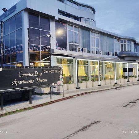 Danita Apartments & Diva Restaurant Bbq&Pool Bar Varna Exterior foto