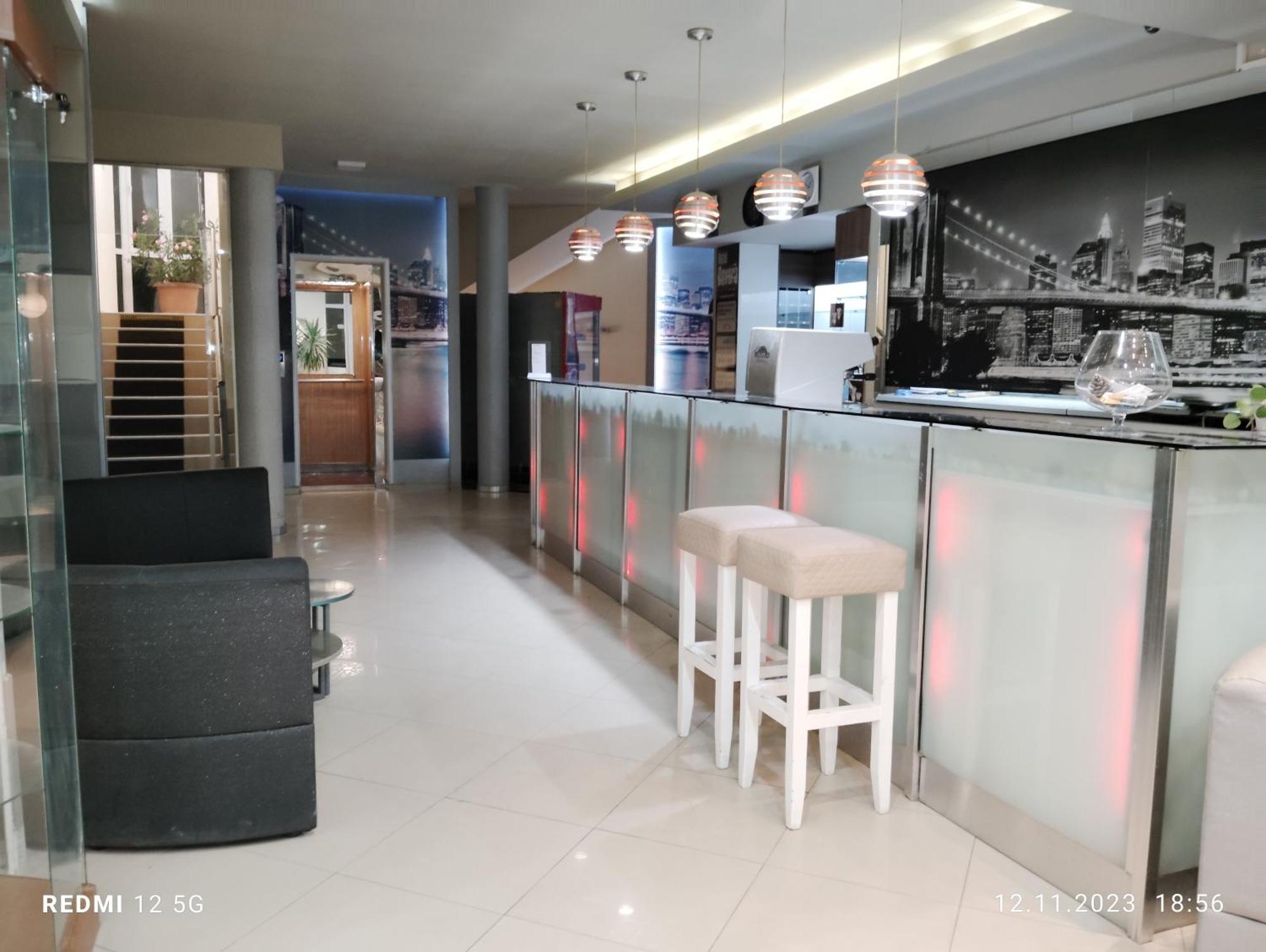 Danita Apartments & Diva Restaurant Bbq&Pool Bar Varna Exterior foto